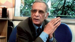 Youssef Seddik, filósofo tunecino y antropólogo especializado en la antigua Grecia y la antropología del Corán. 
